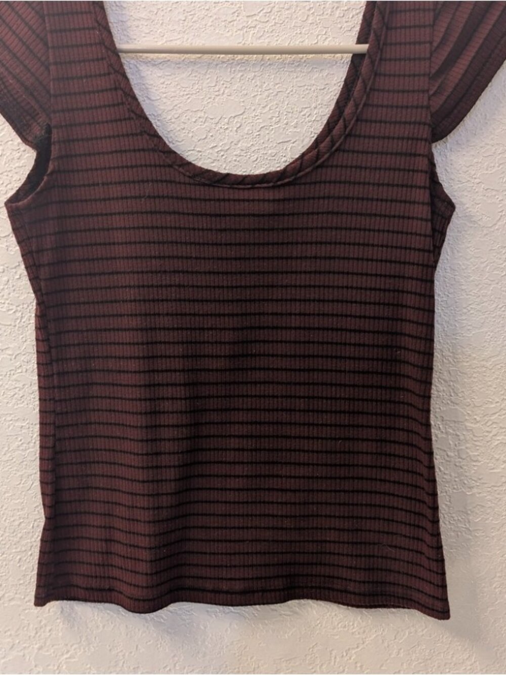 Short Sleeve Top - Picture 2 of 2